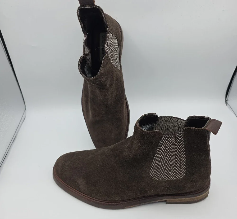 Steve Madden Dark Brown Suede Chukka Chelsea Boots
